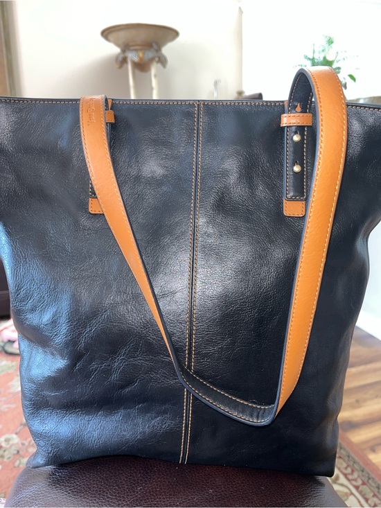Vera Bradley Handbags - Vera Bradley Gallatin Leather Sagebrush Top Zip Handbag